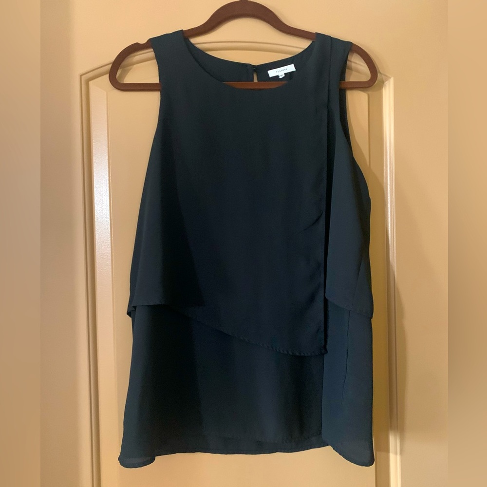 Pleione Black Sleeveless Top Size Medium EUC